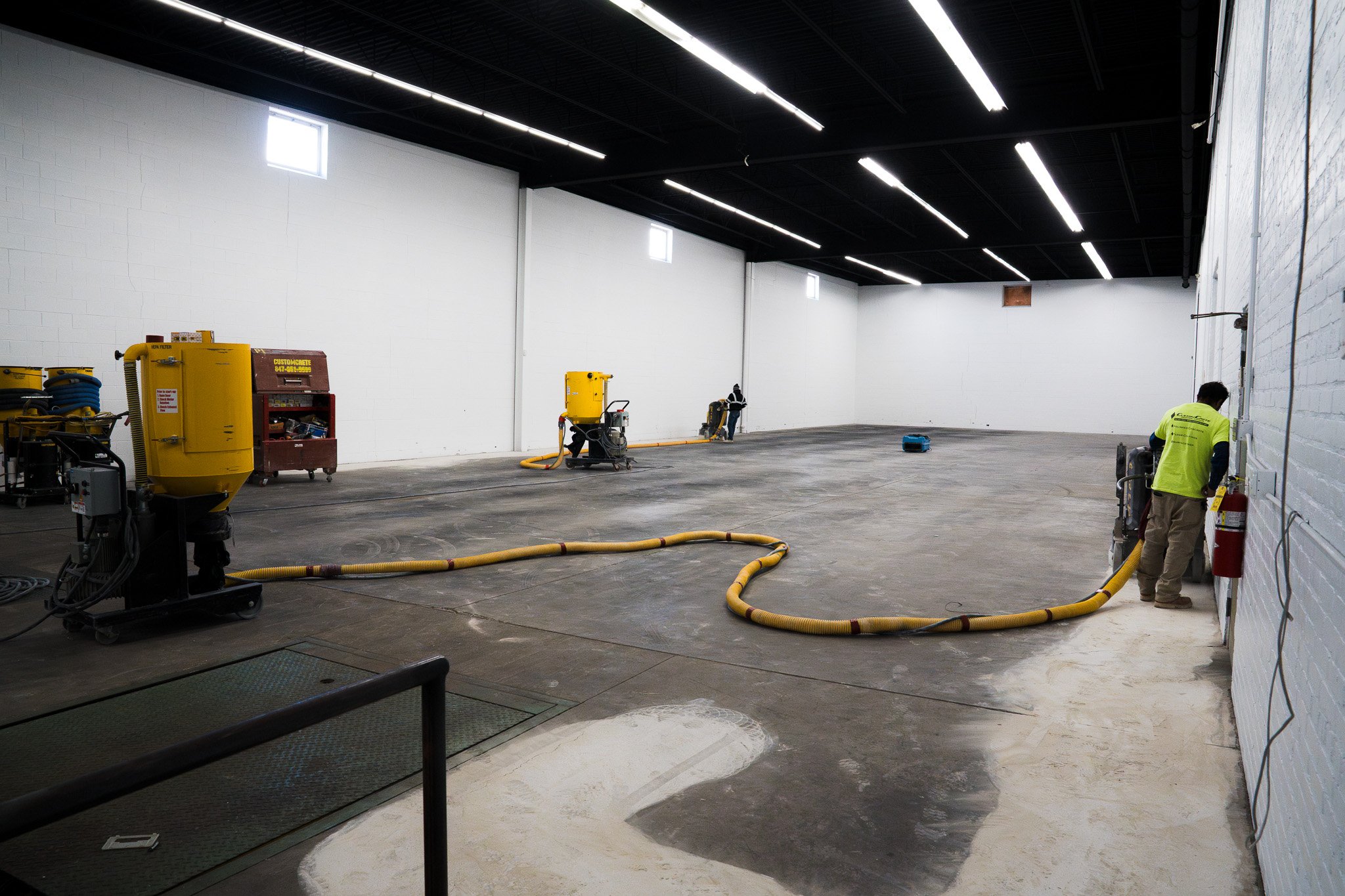 Grinding floor