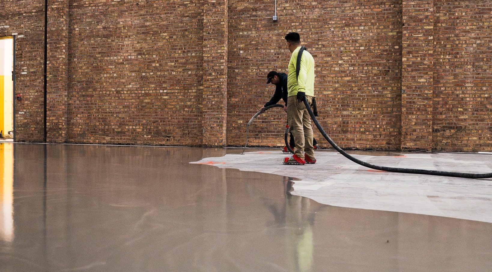 Self-leveling application