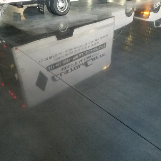 shiny floor polished concrete