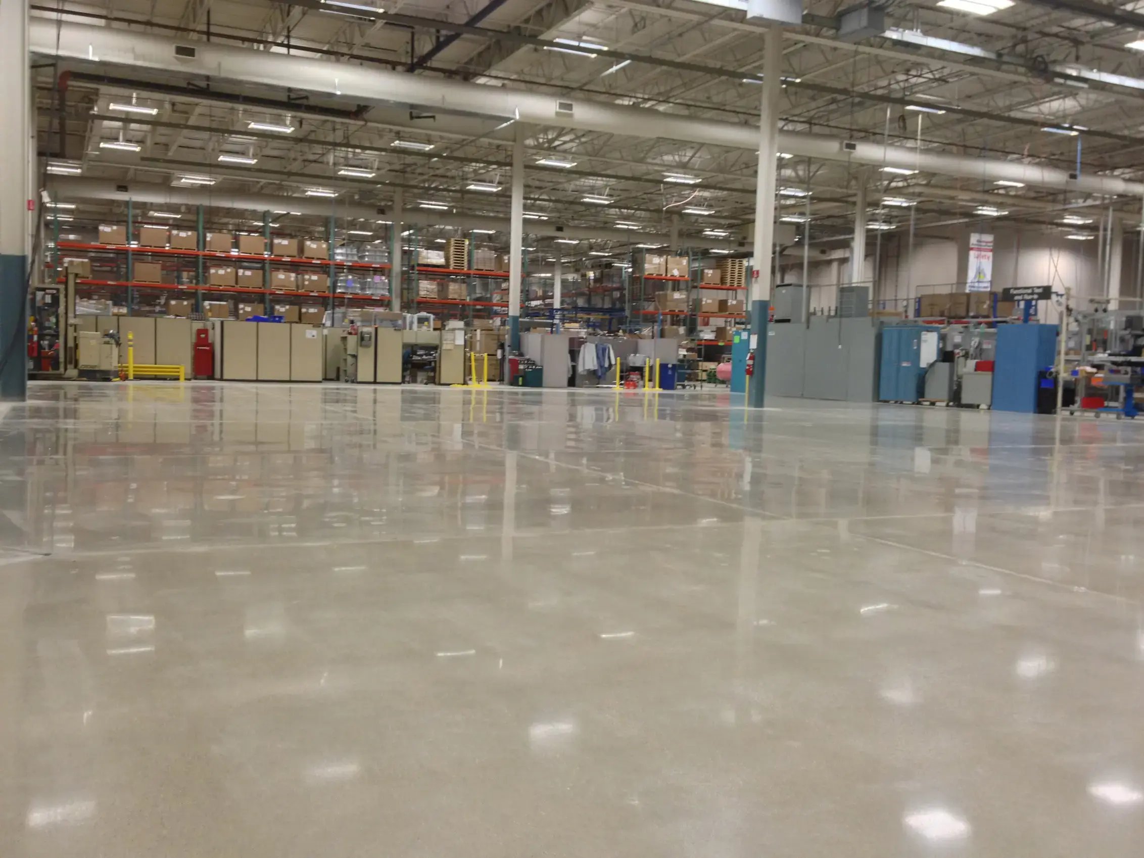 Warehouse with a durable Polished Concrete floor in illinois