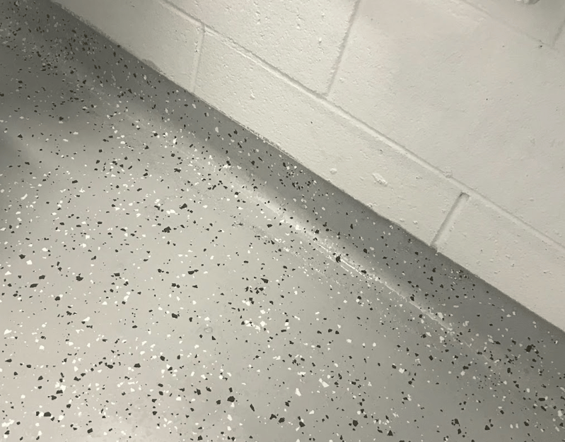 Flake flooring with cove base